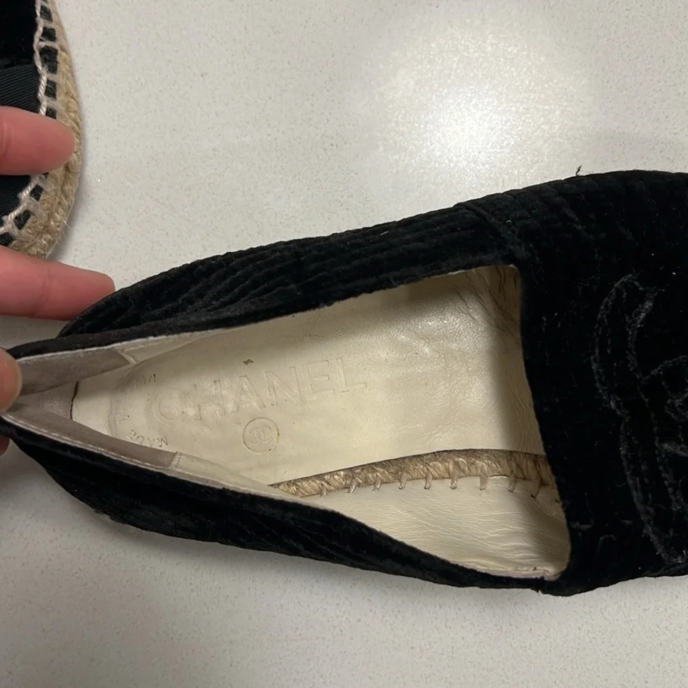 Chanel Interlocking CC Logo Velvet Espadrilles Black